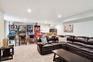 Spielezimmer
