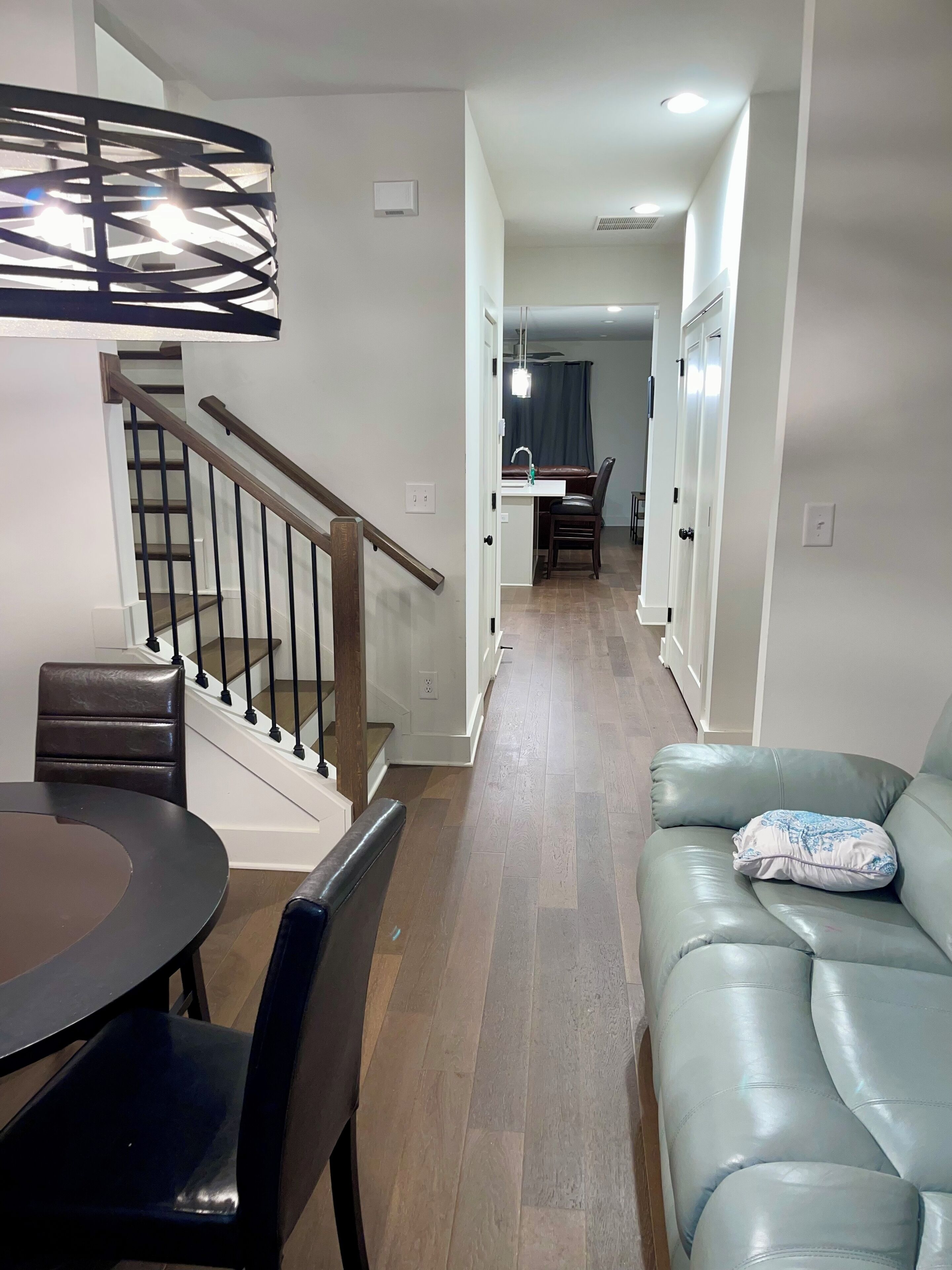 Smart-TV, bordtennis og bøker