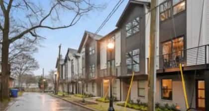 Cozy home in the heart of E Atlanta surrounded by nice restaurants & activities