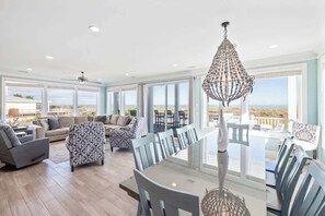 TV, tavolo da calcetto