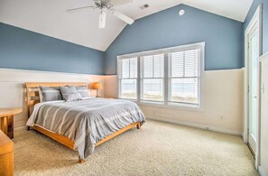 5 bedrooms, iron/ironing board, travel crib, WiFi