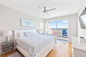 7 bedrooms, iron/ironing board, WiFi, bed sheets - The OdySea (Carolina Beach)