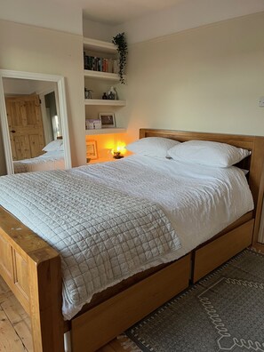3 Schlafzimmer, Bügeleisen/Bügelbrett, kostenloses WLAN, Bettwäsche