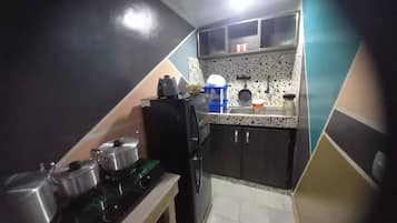 Refrigerador, horno y parrilla de estufa