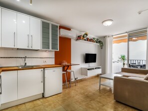 Interior - Bright Amadores Seaview Apartment (Puerto Rico de Gran Canaria)
