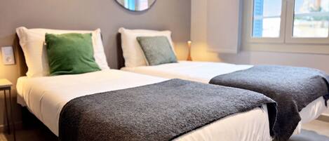 1 chambre, fer et planche Ă repasser, Wi-Fi, draps fournis