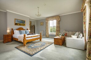 11 makuuhuonetta, silitysrauta/-lauta, vauvan matkasänky, ilmainen Wi-Fi