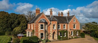 A grand 11 bedroom Victorian property, which sleeps 26 people. 