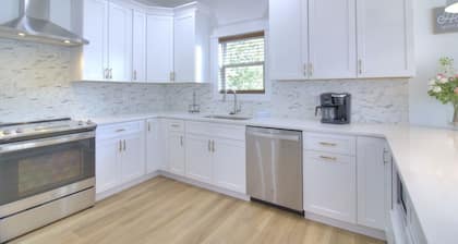 Inlet Escape - 5 BR/4 BA House Minutes From Murrells Inlet Marshwalk