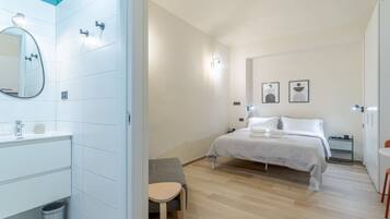 Bügeleisen/Bügelbrett, WLAN, Bettwäsche