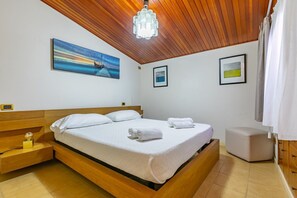 2 bedrooms, iron/ironing board