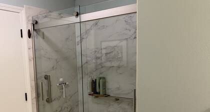 Stunning Charbonneau! Rarely available short term 2 bed/2bath condo with balcony