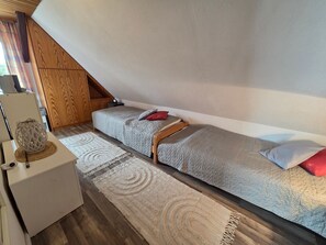 2 bedrooms, desk, WiFi - Haus Dorfschmiede, Whg. Ankerplatz - Haus Dorfschmiede (Alkersum)