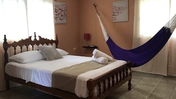 3 chambres, fer et planche Ă  repasser, Wi-Fi, draps fournis