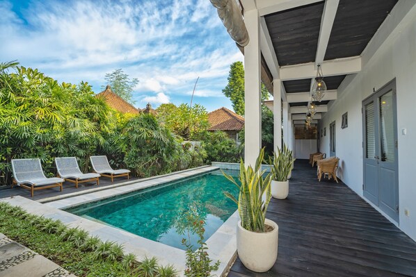 Fachada de la propiedad