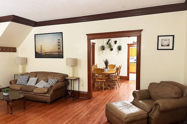 Televisio, pöytäjalkapallopöytä, pöytätennispöytä