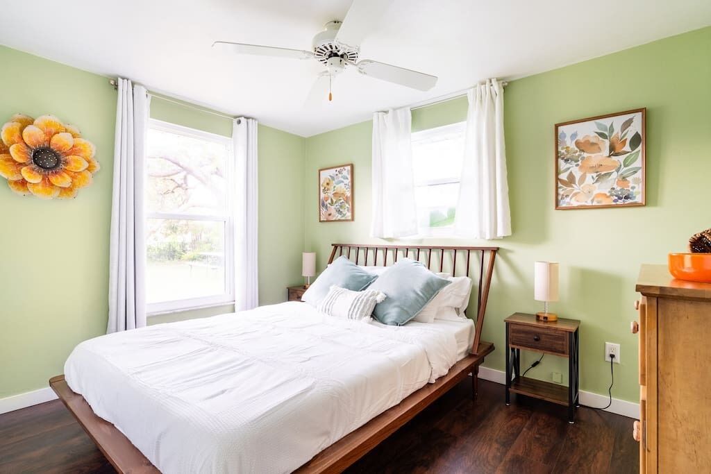 2 habitaciones, tabla de planchar con plancha y wifi gratis 