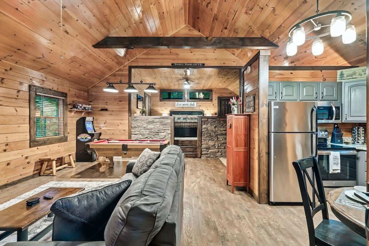 Smart-TV, peis, videospill og kontorer