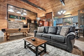 Smart TV, chimenea, videojuegos y oficina