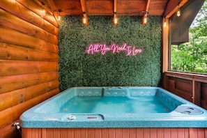 Bain à remous intérieur