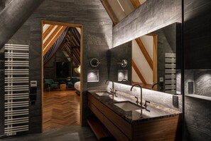 Luxury Condo | Bathroom | Separate bathtub and shower, hair dryer, slippers, towels - KANOLLY Resorts HAKUBA (Hakuba)