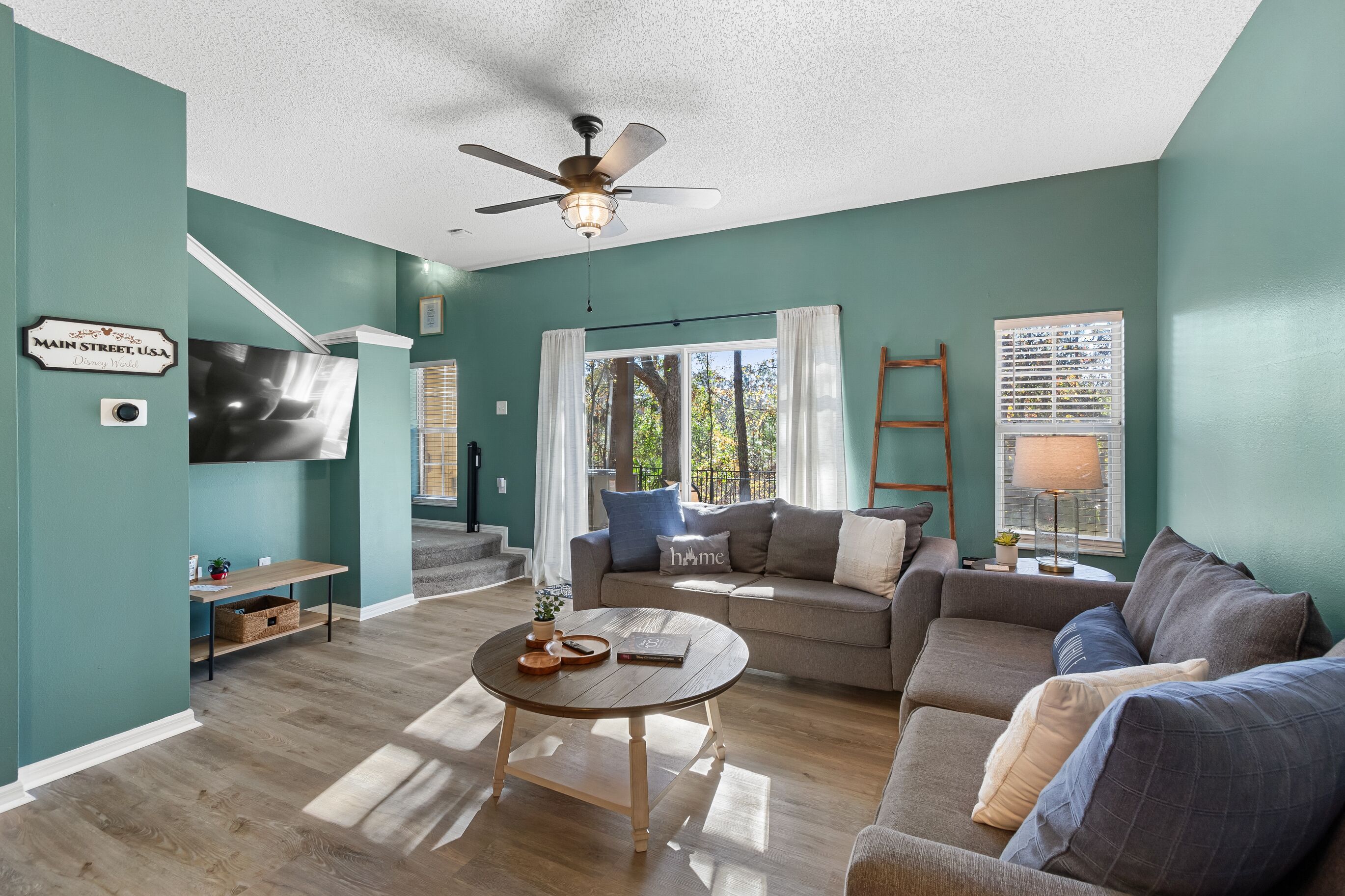 Smart-TV, Videospiele, Bücher