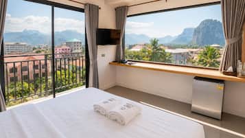 Minibar, escritorio, camas plegables/adicionales y wifi gratis