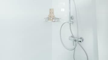 Standard Double Room | Bathroom | Slippers