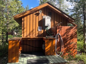 Sauna - Glamping tent 1, remote with Glacier Park Mountain views. 5mins from Polebridge  (Polebridge)
