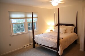 3 chambres, fer et planche à repasser, Wi-Fi gratuit, draps fournis