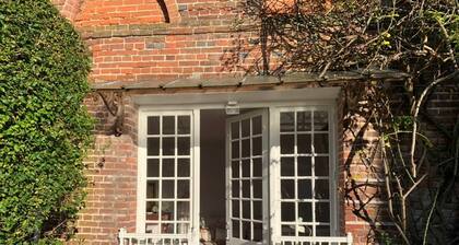 Gite for 2 people in Eu - Small pavilion of the O DELA DE L'O guest house, 64