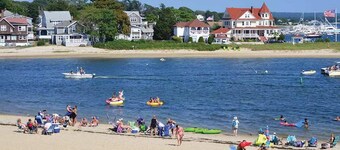 Modern Beachside Condo in Onset Village: Walk to Dining, Market & Beaches Monthly Rates Available