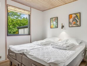 3 bedrooms, internet