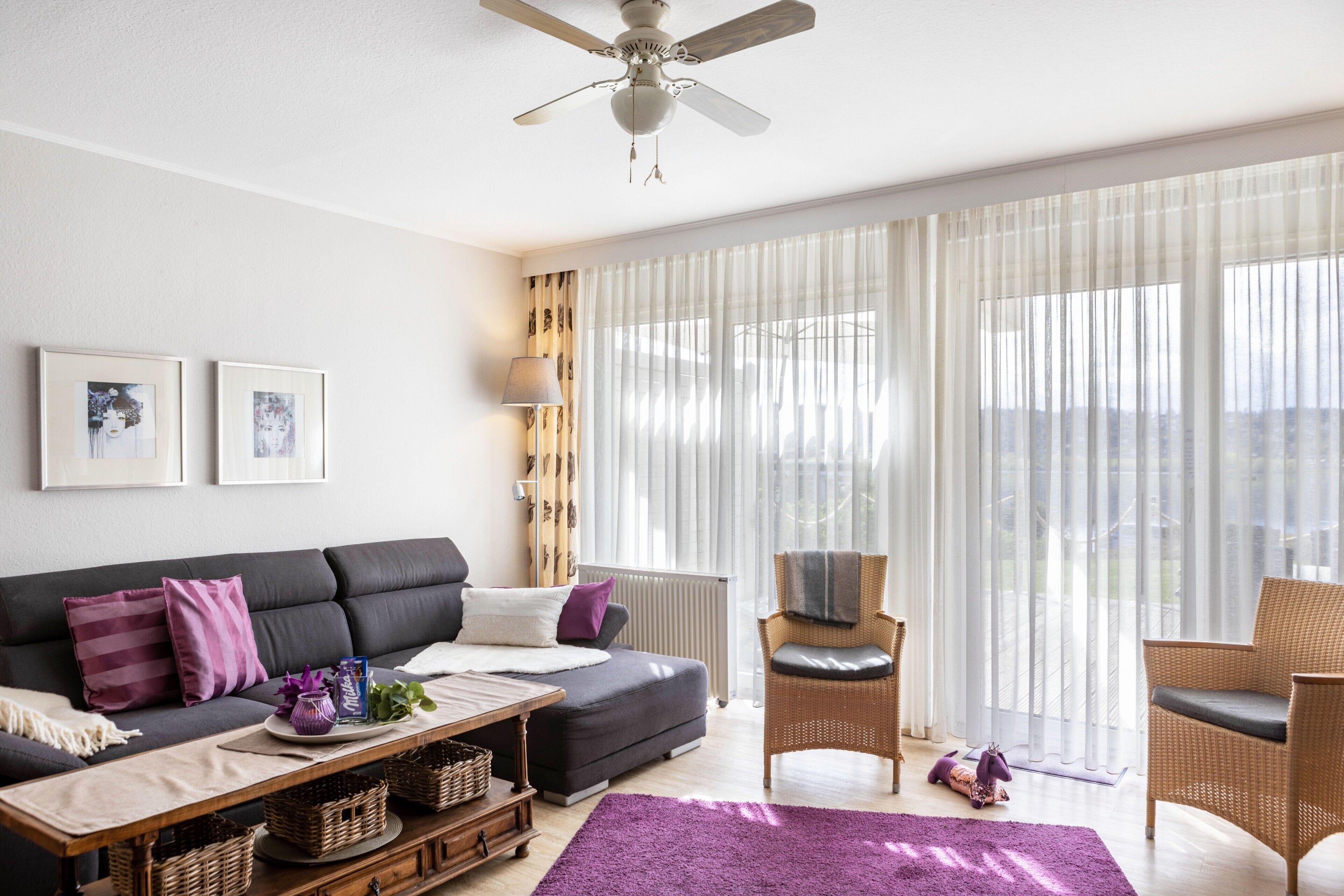 Fernseher, Stereoanlage