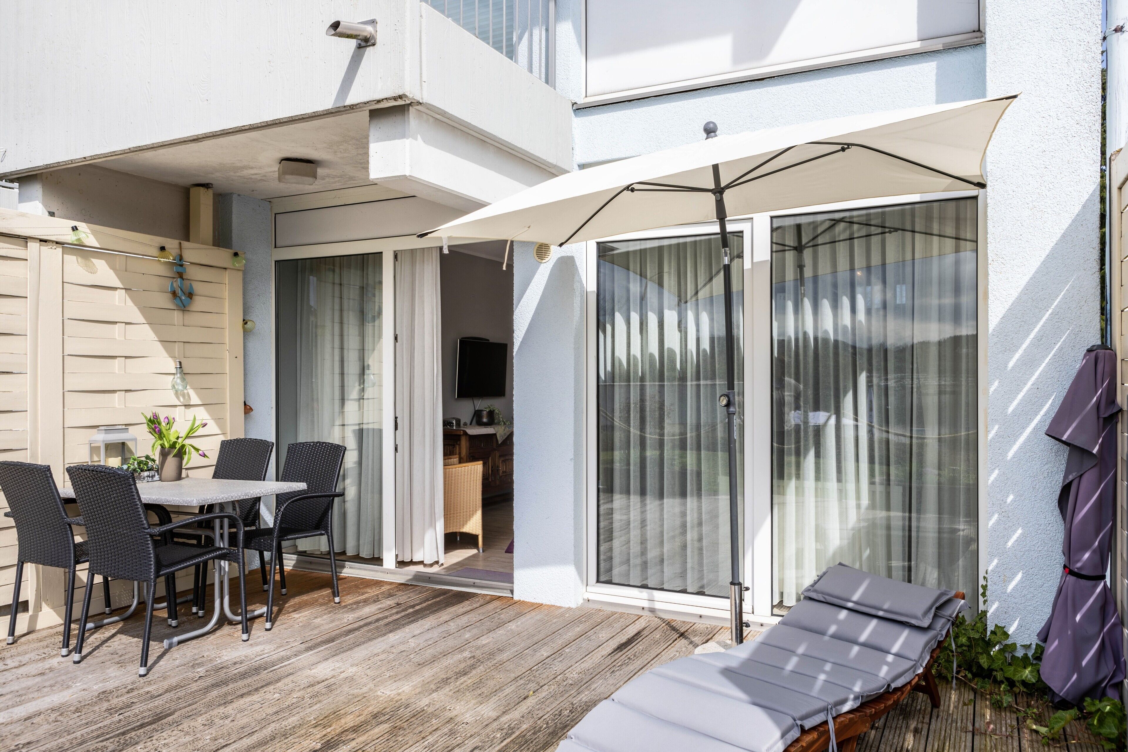 屋外ダイニングエリア