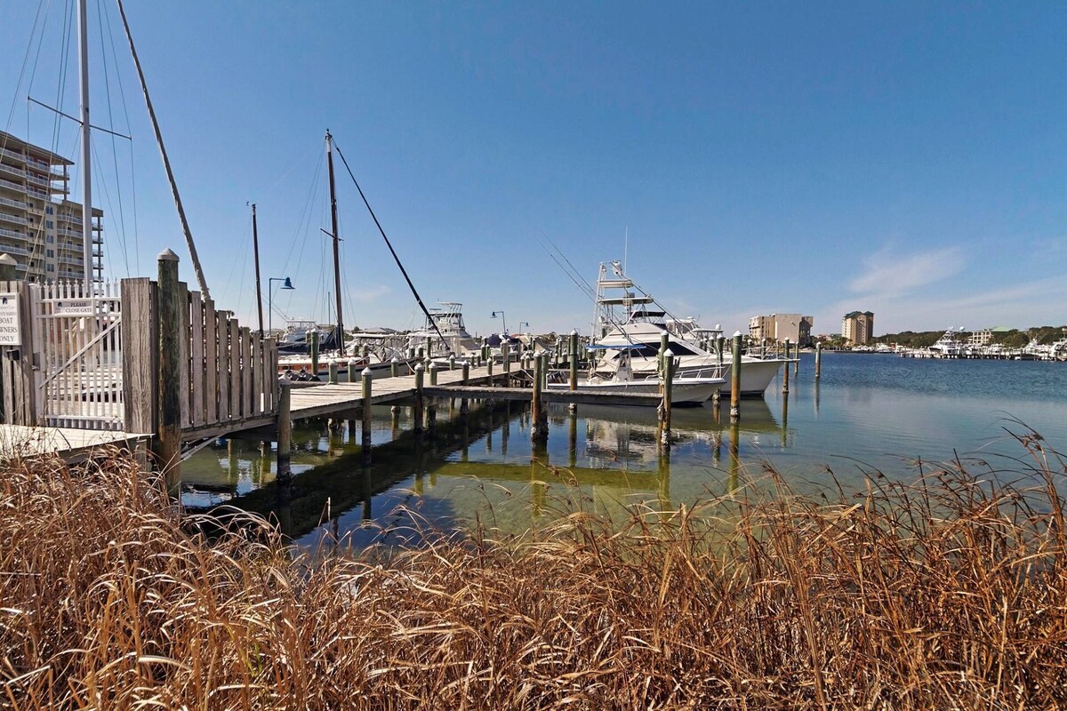 Photo 44 of Boat & Pet Friendly, Walk2Beach, FREE Golf, Pools, Pickleball, Tennis, Beach Bar, Sandpiper Cove 39