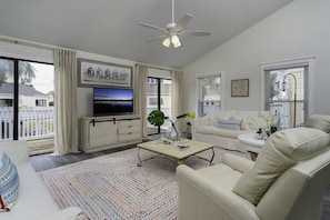TV - Boat & Pet Friendly, Walk2Beach, FREE Golf, Pools, Pickleball, Tennis, Beach Bar, Sandpiper Cove 39 (Destin)