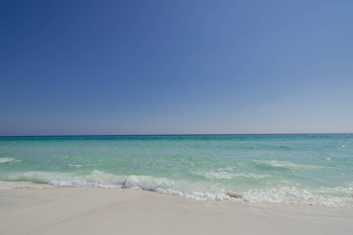 Photo 43 of Boat & Pet Friendly, Walk2Beach, FREE Golf, Pools, Pickleball, Tennis, Beach Bar, Sandpiper Cove 39