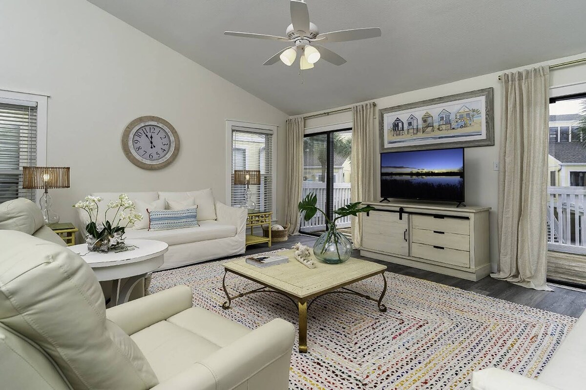 Photo 14 of Boat & Pet Friendly, Walk2Beach, FREE Golf, Pools, Pickleball, Tennis, Beach Bar, Sandpiper Cove 39