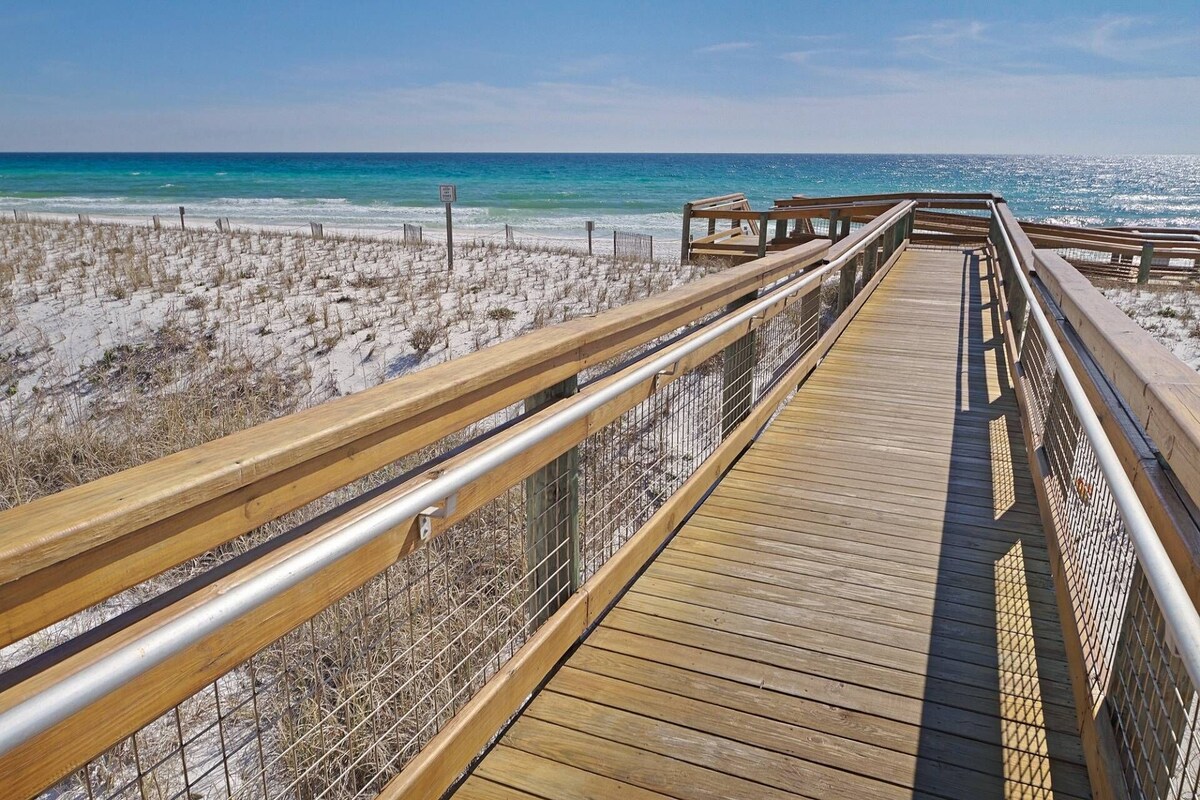 Photo 42 of Boat & Pet Friendly, Walk2Beach, FREE Golf, Pools, Pickleball, Tennis, Beach Bar, Sandpiper Cove 39