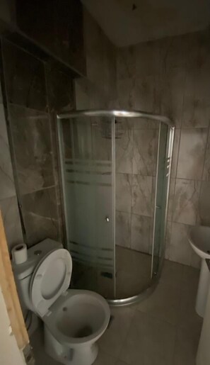 Classic Room, Smoking, City View | Bathroom | Slippers - THE ROSE OTEL (Ankara)
