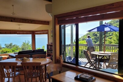 Tata Beach Heights - Spectacular Ocean and Bush Views