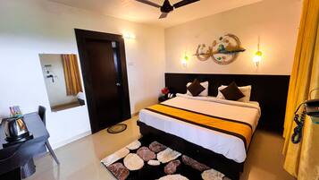 Kamar Junior | Didekorasi berbeda-beda dan dilengkapi dengan perabotan berbeda-beda