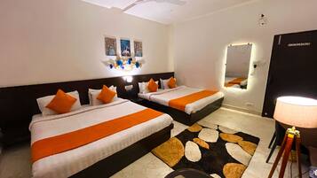 Decoración personalizada, muebles diferentes y escritorio