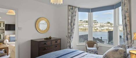 3 bedrooms, iron/ironing board, travel cot, WiFi