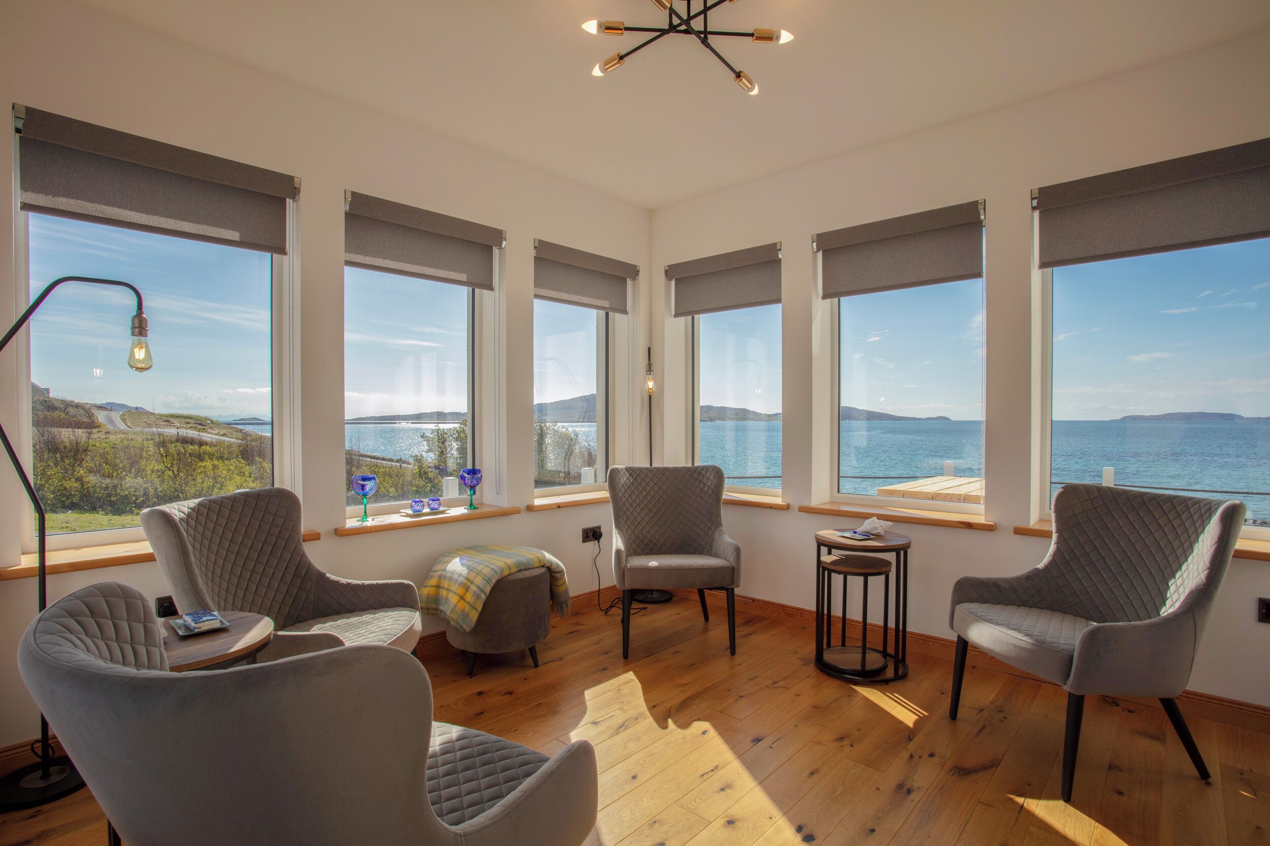 المنشأة من الداخل