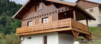 Chalet Accueillant Avec Terrasse