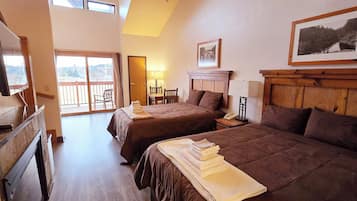 2 bedrooms, in-room safe, iron/ironing board, free WiFi