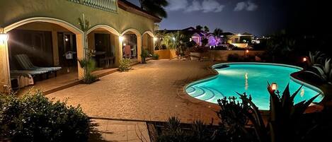 Alberca al aire libre