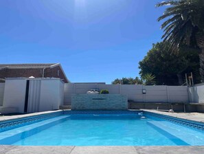 Pool - Domin White House 1 Bedroom (Cape Town)